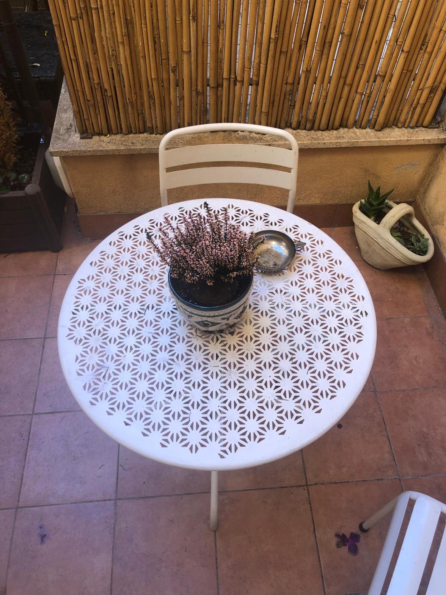 Apartment Secret Garden In